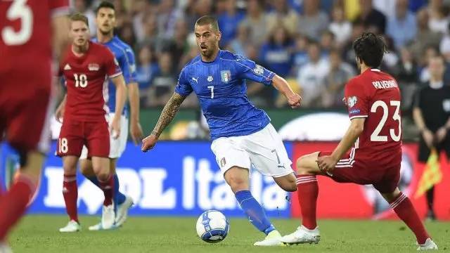 育生态的一 育生态的一